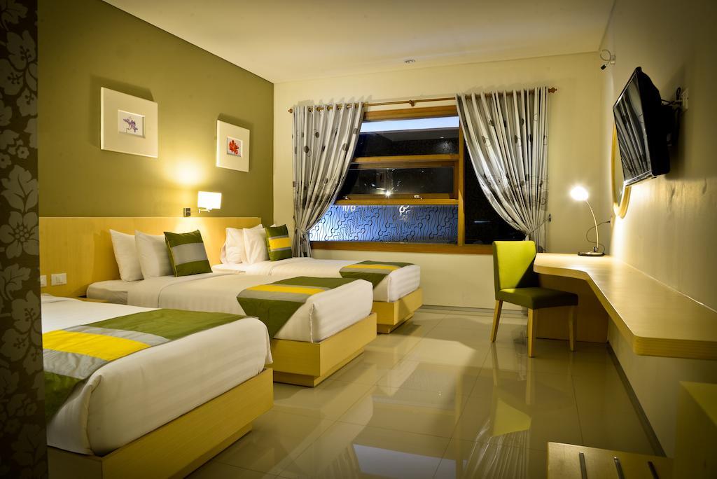 Hotel Tibera Taman Cibeunying Bandung Quarto foto