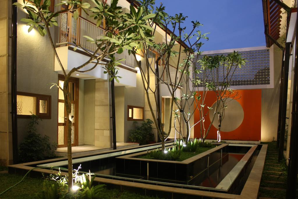 Hotel Tibera Taman Cibeunying Bandung Exterior foto