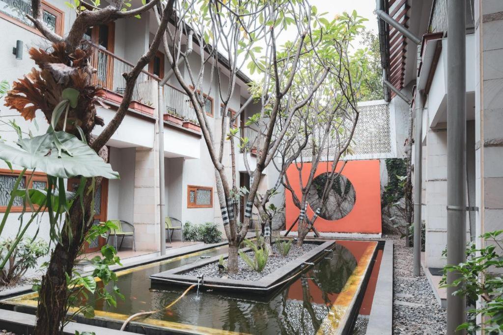 Hotel Tibera Taman Cibeunying Bandung Exterior foto