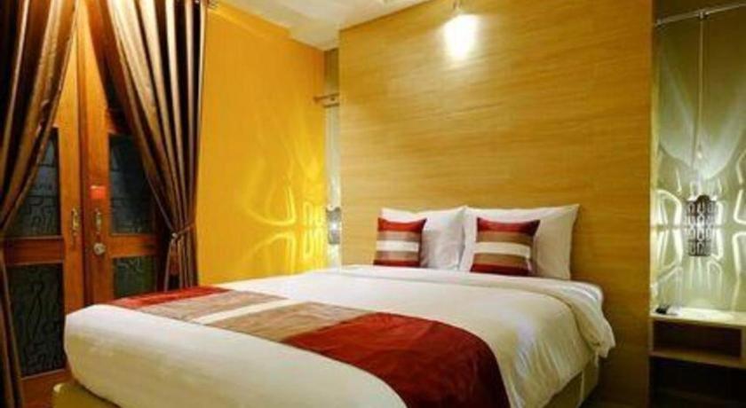 Hotel Tibera Taman Cibeunying Bandung Exterior foto