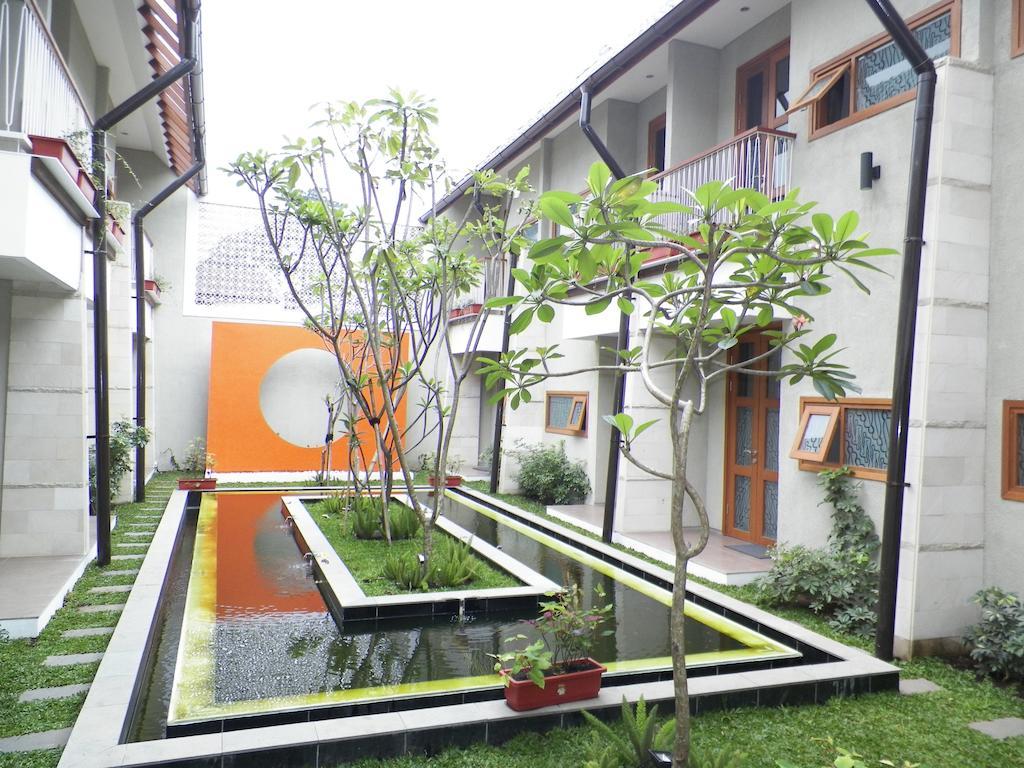 Hotel Tibera Taman Cibeunying Bandung Exterior foto